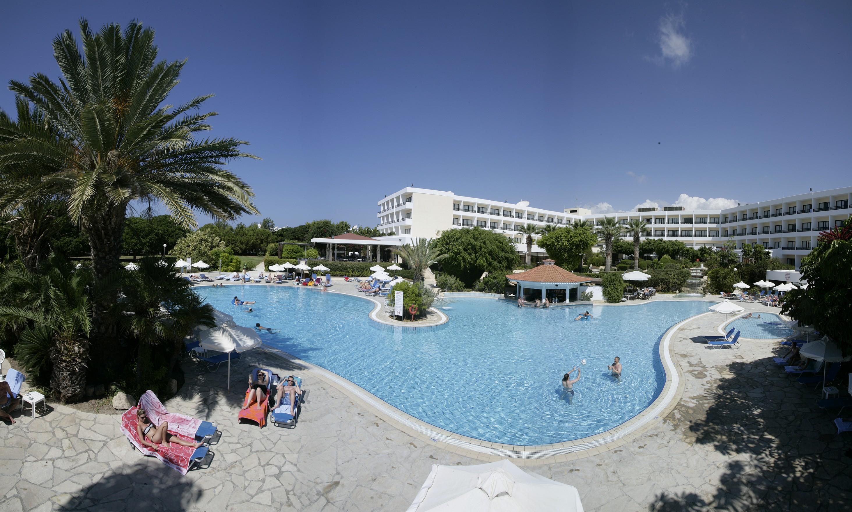 Avanti Hotel Paphos Kültér fotó