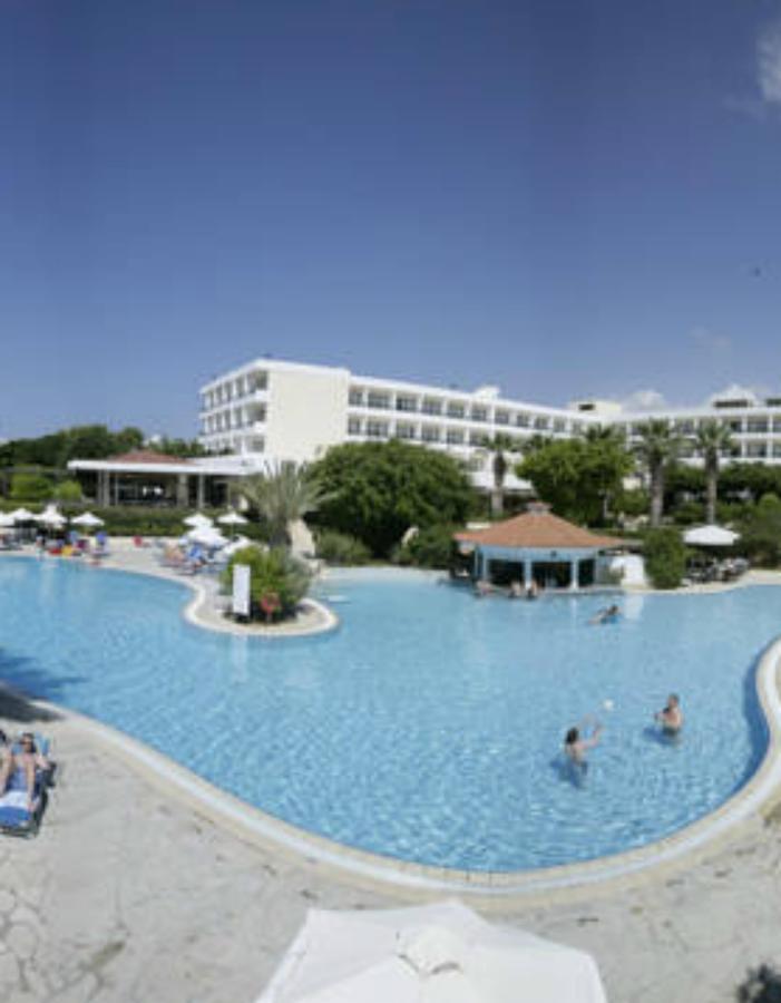 Avanti Hotel Paphos Kültér fotó